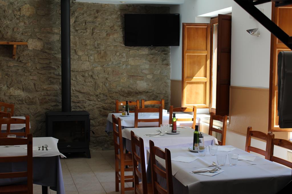 Hotel D'Ares Ares del Maestre Esterno foto