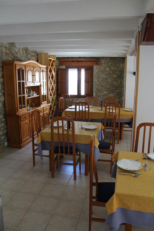 Hotel D'Ares Ares del Maestre Esterno foto