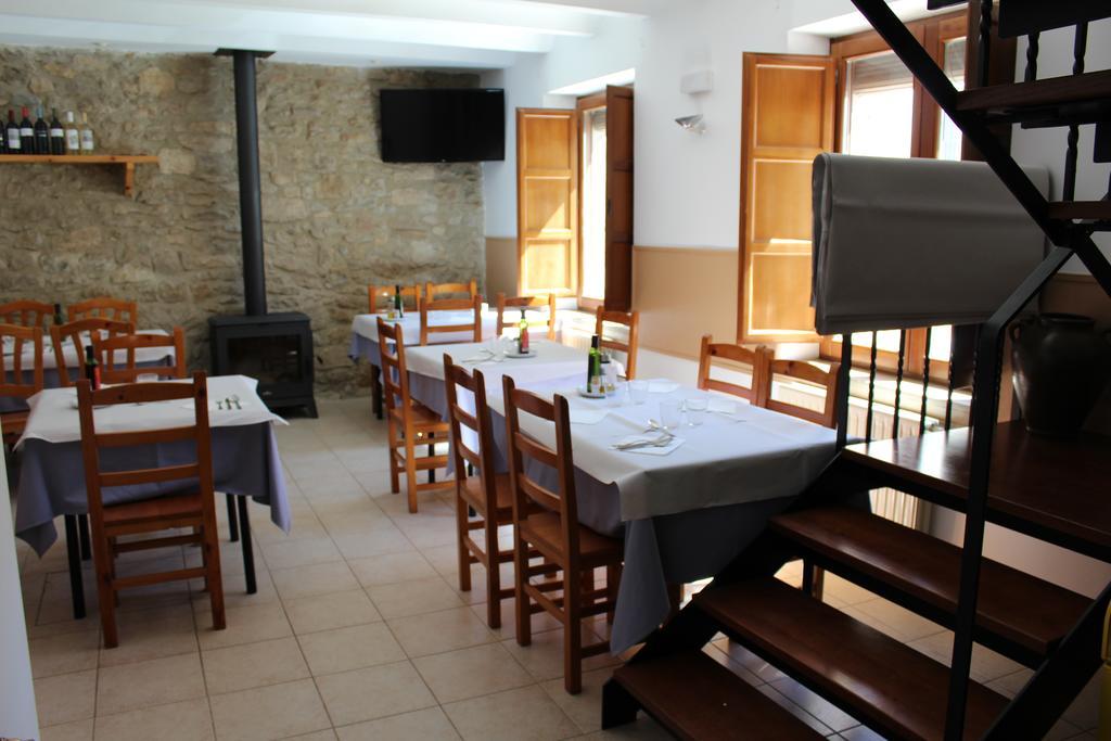 Hotel D'Ares Ares del Maestre Esterno foto